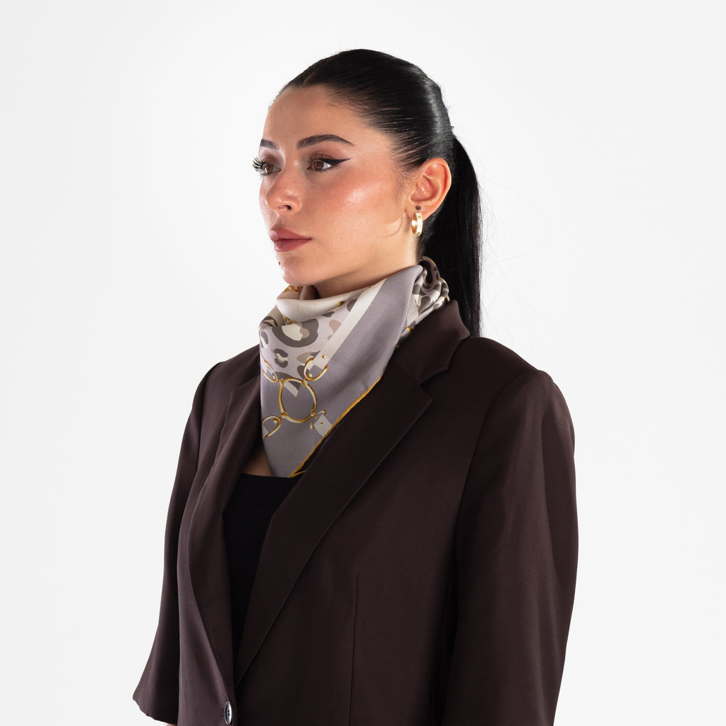 Foulard in Seta Twill di Gelso Giovanni Boulera, motivo Leopardato Grigio, 65x65 cm