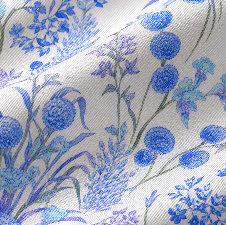 Giovanni Boulera Mavi Kır Çiçekleri Desenli Mulberry Twill İpek Eşarp 90x90 cm