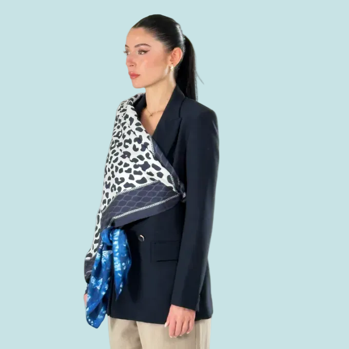Giovanni Boulera Vahşi Zarafet Zebra ve Leopar Desenli Mulberry Twill İpek Eşarp 90x90 cm