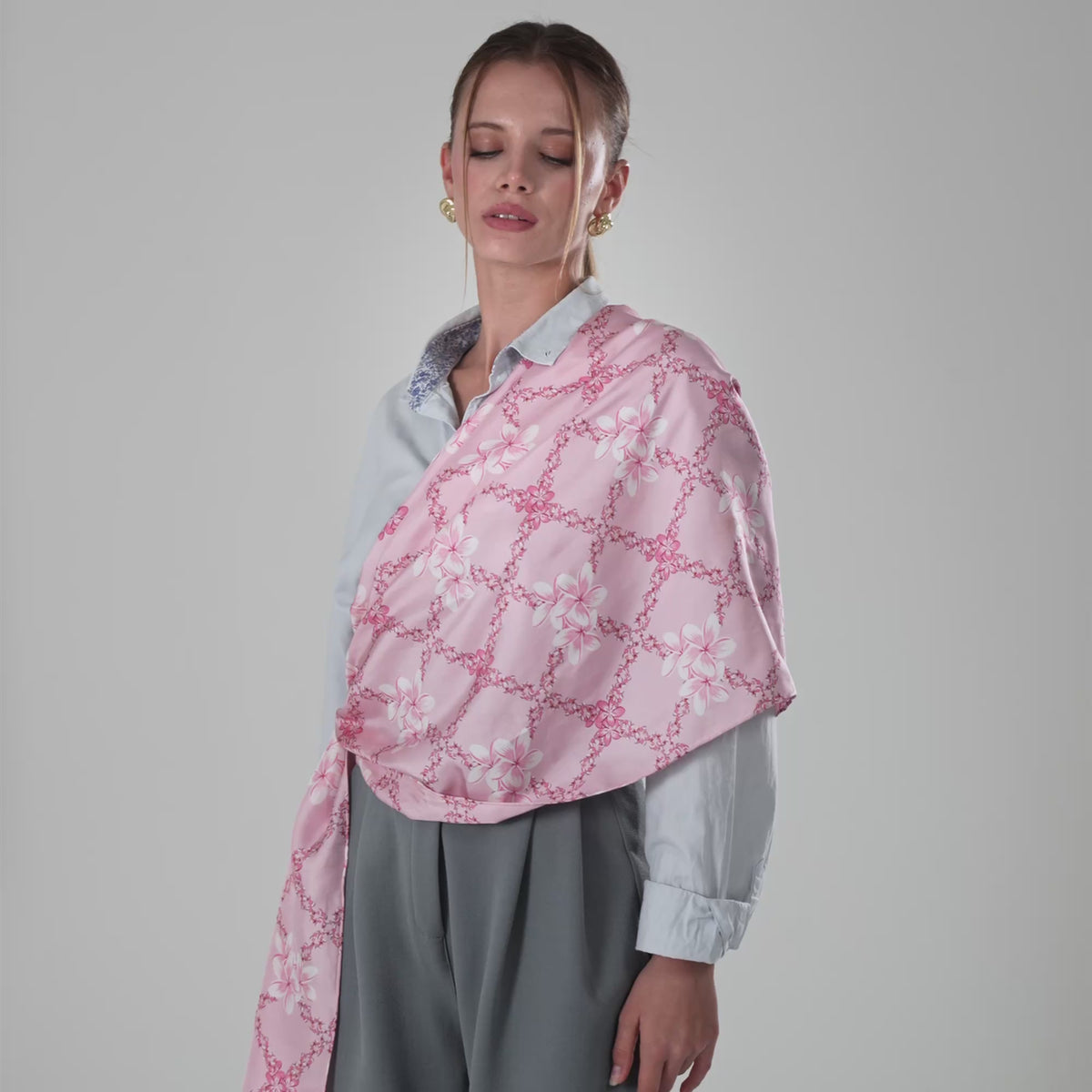 Giovanni Boulera Pembe Çiçek Desenli Mulberry Twill İpek Şal 200x65 cm